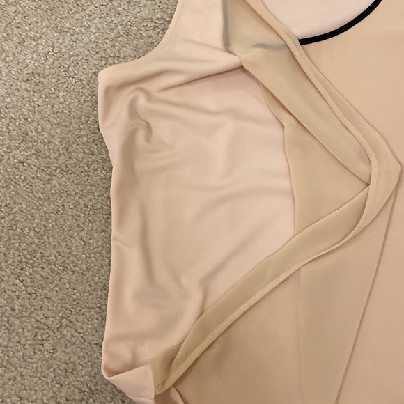 Ann Taylor Top - size Medium - Picture 5 of 6